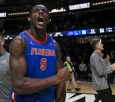 No. 19 Gators Upset No. 10 Vanderbilt Behind Xaivian Lee, Rueben Chinyelu