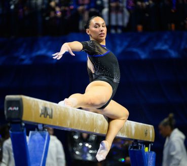 ‘Link to Pink’: Alyssa Arana, Florida Gymnastics Competing For Higher Purpose