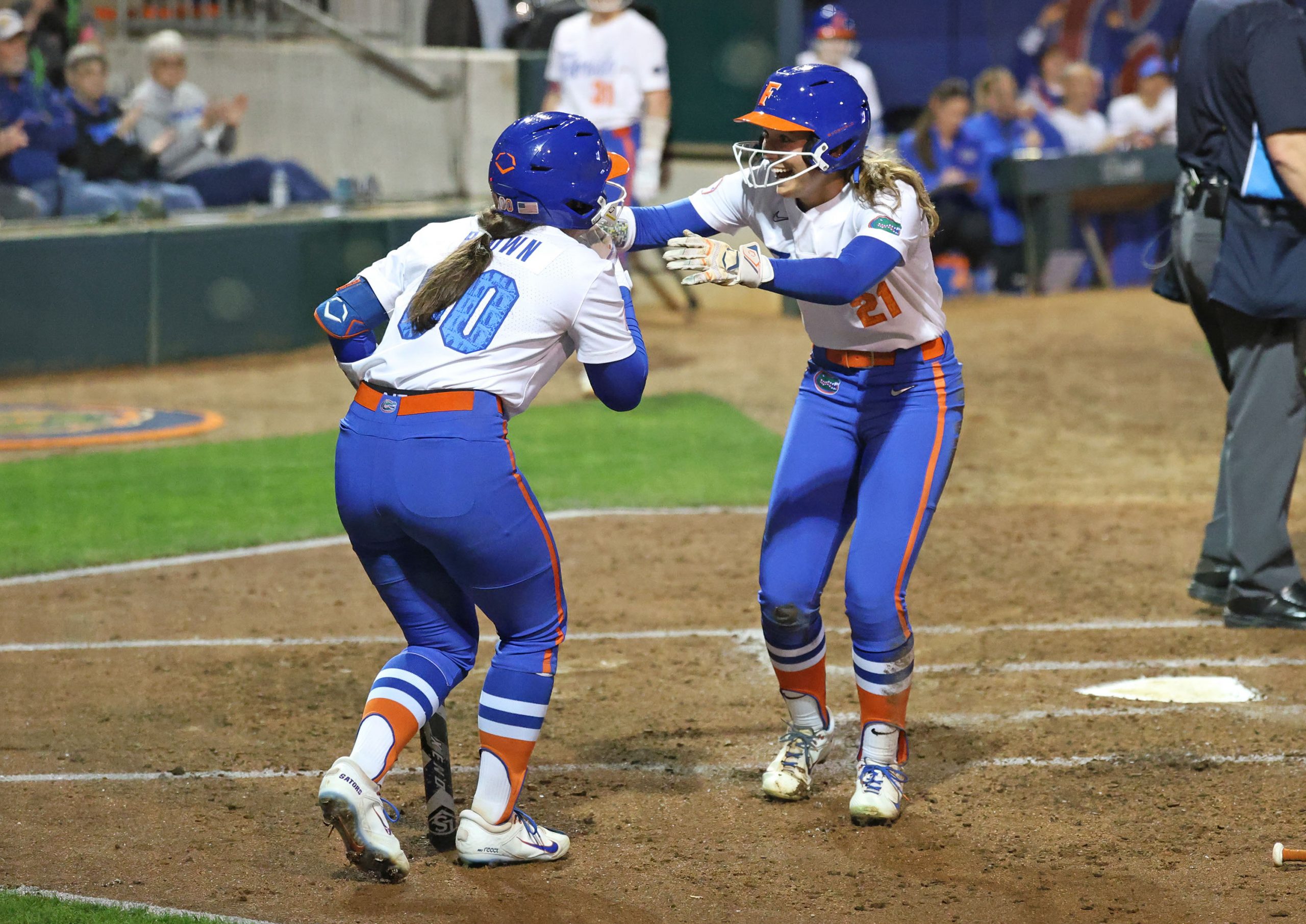 No. 4 Florida Softball Remains Dominant at Florida Classic