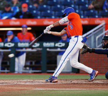 Florida Baseball Overpowers No. 4 Georgia to Clinch Series