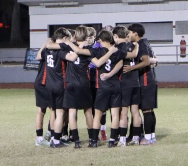 Santa Fe Rolls Past Suwannee En Route to Regional Semifinals