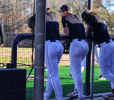 Buchholz Baseball Falls to North Marion in Extra Innings