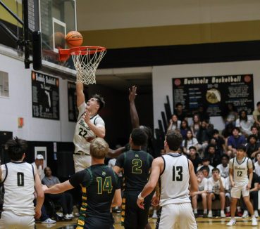 Second-Half Blitz Puts Buchholz Boys Basketball in Region Final