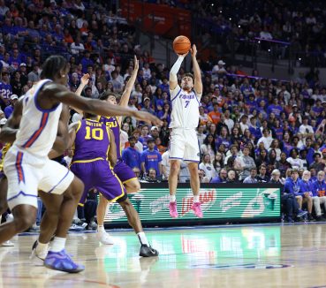 Florida’s Defense-First Style Faces 3-Point Reality in NCAA Tournament