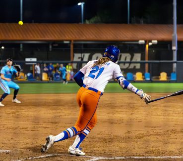 Florida Softball’s Shumaker Named D1 Softball National Player of Week