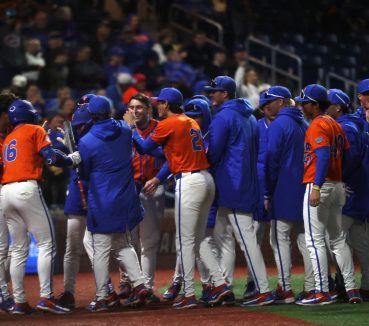 Baseball Takeaways: Roll Through Ranked Teams has Gators Back in Top 25