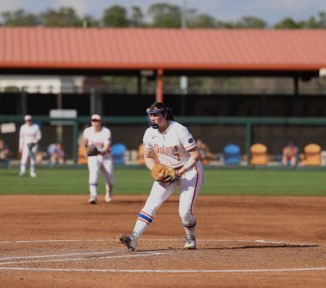 Florida Softball Shuts Out UCF in Return to Win Column
