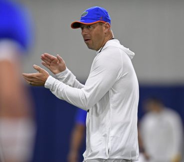 ‘Nobody’s a Starter’: Jon Sumrall Sets Tone for Gators Spring Game