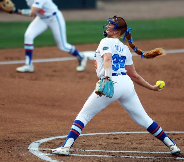 No. 7 Florida Softball Again Downs USF