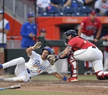 Florida Baseball Drops Out of Rankings After 1-3 Week