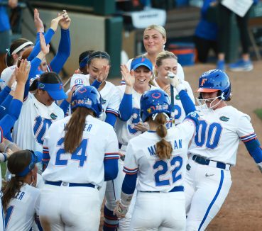 No. 4 Florida Softball Earns Series Victory Against Auburn