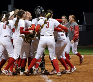 Santa Fe Softball Gains Redemption Against Trenton