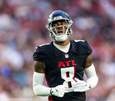 Atlanta Falcons Place Franchise Tag on Gators Alum Kyle Pitts