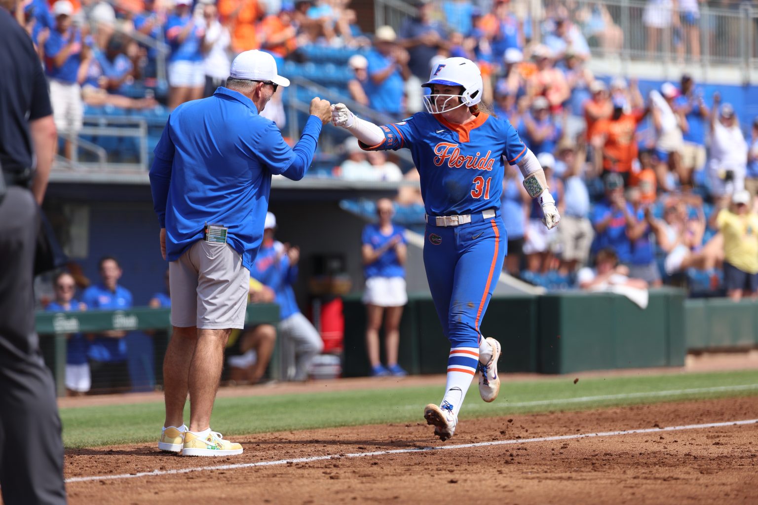 Florida Softball Continues NCAA Regional Domination in Georgia Tech Rout - News Directory 3