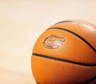 Two Gators Basketball Greats Induced into UF Athletic Hall of Fame