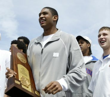 2006 vs. 2007 MBB Title: Vote Now in Greatest Gators Moments Bracket Tiebreaker