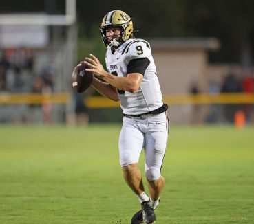 Buchholz Football Stays Undefeated in Battle of ‘Cats