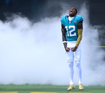 How Liam Coen Views Travis Hunter’s Role With Jaguars