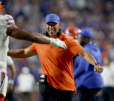 Jon Sumrall Wins SEC Debut as Florida Outlasts Auburn