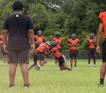 Hawthorne Football Looks to Continue Success Against Hernando