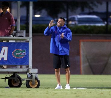 Last-Second Goal Sinks Florida Soccer at Arkansas
