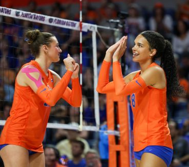 Florida Volleyball Reaches No. 5 After Two Ranked Wins