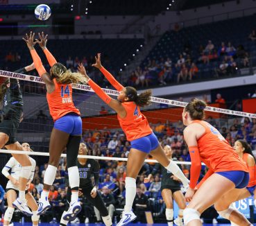 No. 5 Florida Sweeps Missouri for 11th Consecutive Win