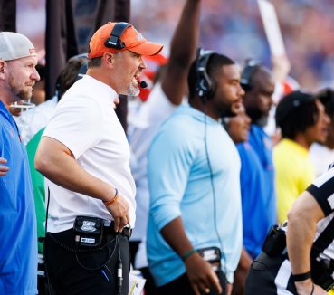 Florida Defense Looks to Turn Survival into Hunting