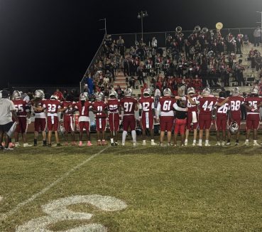 Santa Fe Football Sees Dunnellon Rally for District Title